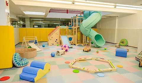 Baby Moves main photo