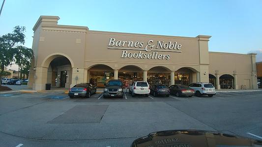 Barnes & Noble main photo