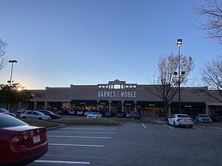 Barnes & Noble main photo