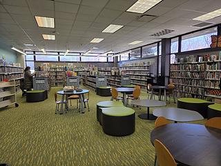 Queens Public Library at Peninsula main photo