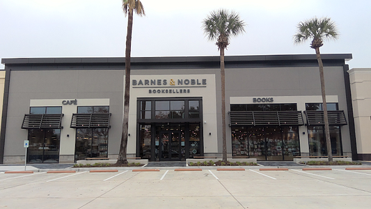 Barnes & Noble main photo