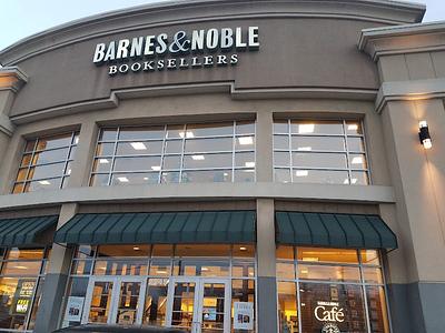 Barnes & Noble main photo