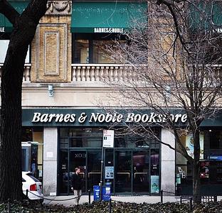 Barnes & Noble main photo