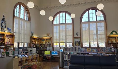Stapleton Library main photo
