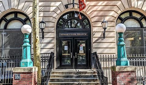 Seward Park Library main photo