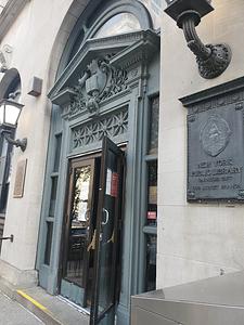 96th Street Library main photo