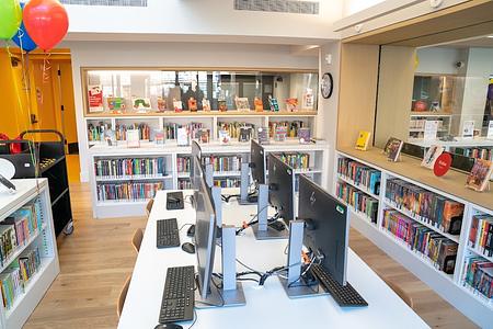 Macomb's Bridge Library main photo