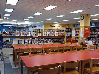 Mosholu Library main photo