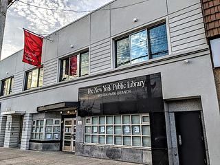 Morris Park Library main photo