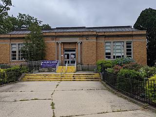 Queens Public Library at Richmond Hill main photo