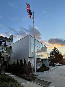 Queens Public Library at Glen Oaks main photo