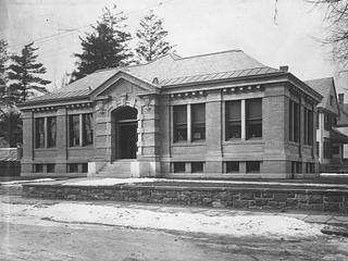 Queens Public Library at Poppenhusen main photo