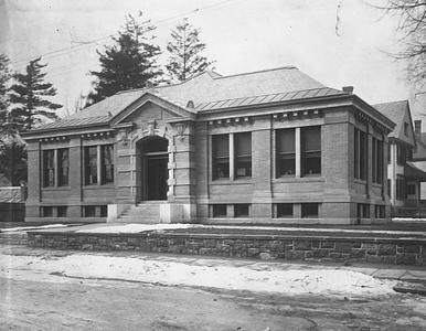 Queens Public Library at Poppenhusen main photo