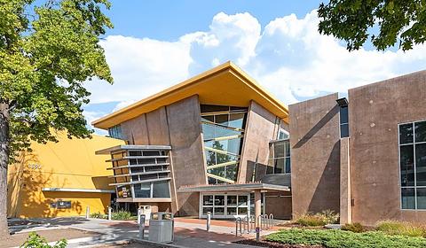 Seven Trees Branch Library main photo