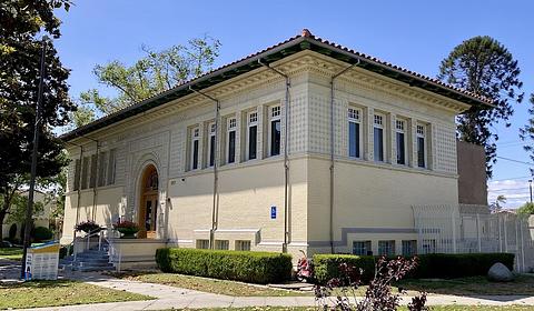Vermont Square Branch Library main photo