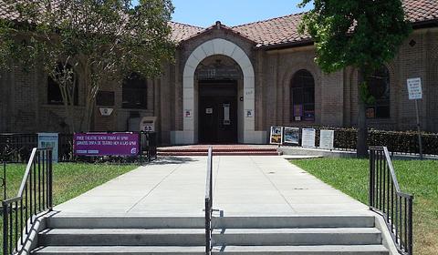 Robert Louis Stevenson Branch Library main photo