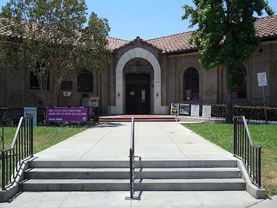 Robert Louis Stevenson Branch Library main photo