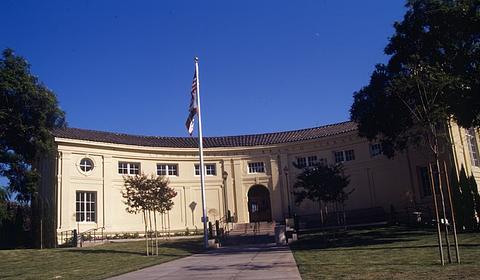 Lincoln Heights Branch Library main photo