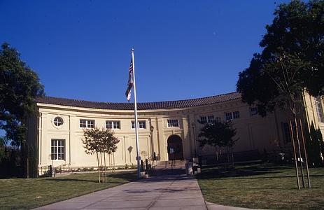 Lincoln Heights Branch Library main photo