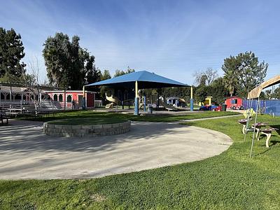 Discovery School main photo