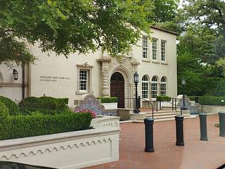 Highland Park Harvey R. "Bum" Bright Library main photo