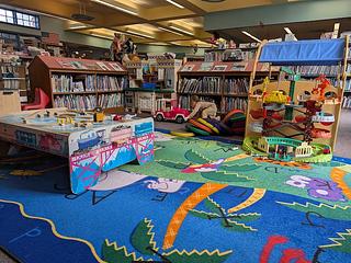 Brentwood Library main photo