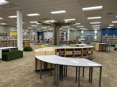 Connetquot Public Library main photo