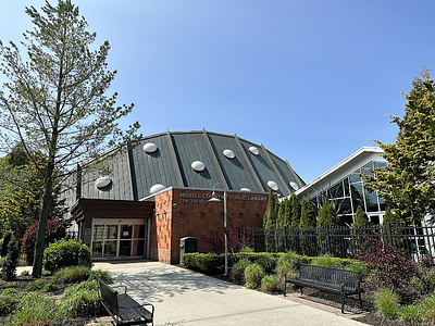 Middle Country Public Library Centereach Building main photo