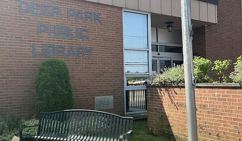 Deer Park Public Library main photo