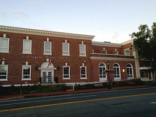 Huntington Public Library main photo
