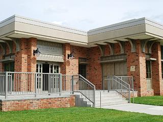 The Smithtown Library - Kings Park Building main photo