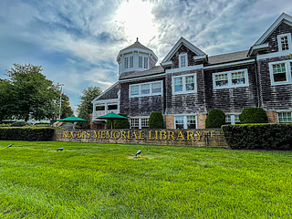 Rogers Memorial Library main photo