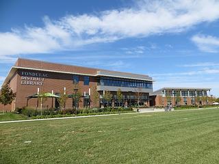 Fondulac District Library main photo