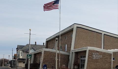 South Milwaukee Public Library main photo