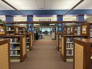 New Berlin Public Library main photo