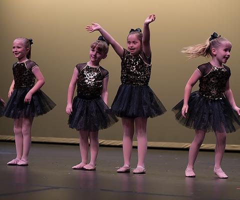 Center Stage Dance Company main photo