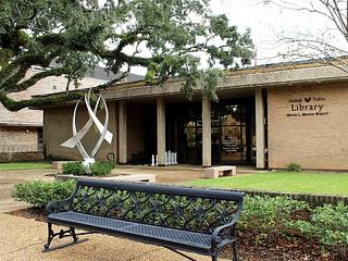 Monte L. Moorer/Spring Hill Branch - Mobile Public Library main photo