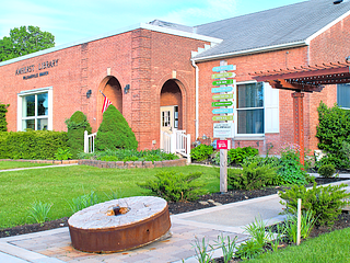 Williamsville Branch Library main photo