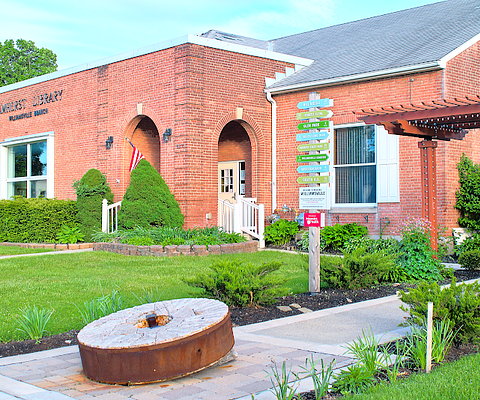 Williamsville Branch Library main photo