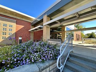 Franklin Avenue Library main photo