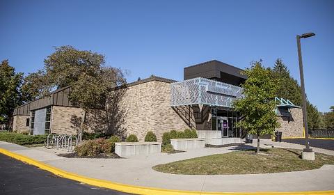 Indianapolis Public Library-Warren Branch main photo